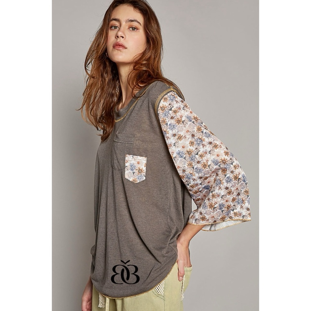 POL Charcoal Slub Knit Floral Sleeve Top - Picture 1 of 8